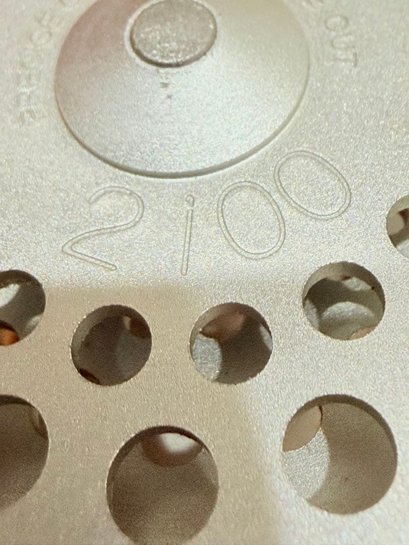 【希少　刻印エラー】UFM ウエダ カンタータ 2100 フライ　渓流 トラウト