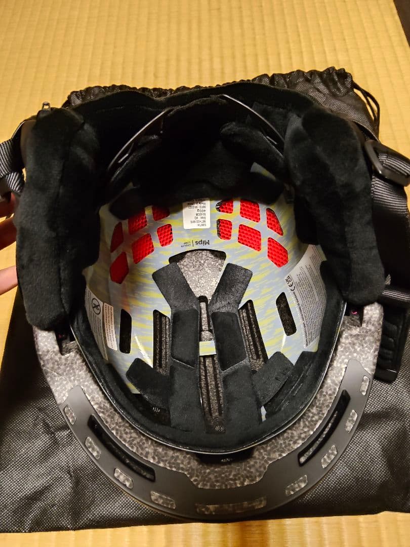 R*b様 スノーボードSmith Method MIPS ヘルメットOyuki