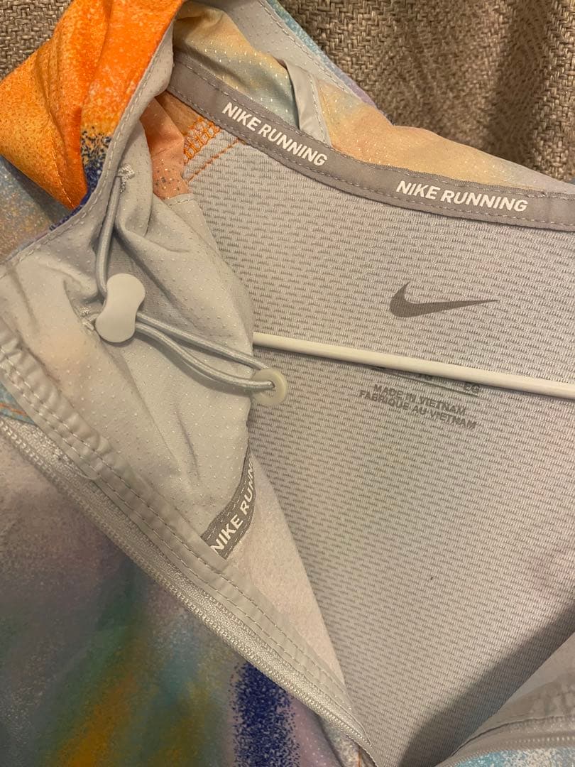 XL ナイキ レペル UV ウィンドランナー ジャケット FZ4753‐043