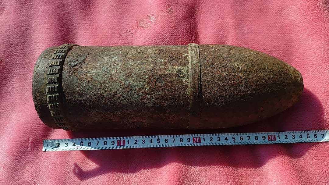 砲弾　弾頭　旧日本軍　戦艦？