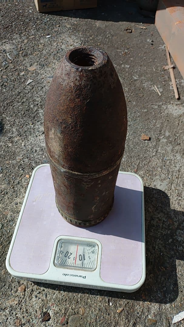 砲弾　弾頭　旧日本軍　戦艦？