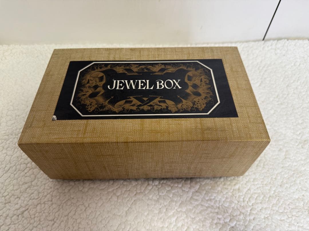 黒塗金蘭オルゴールジュエルボックス2段 新品未使用