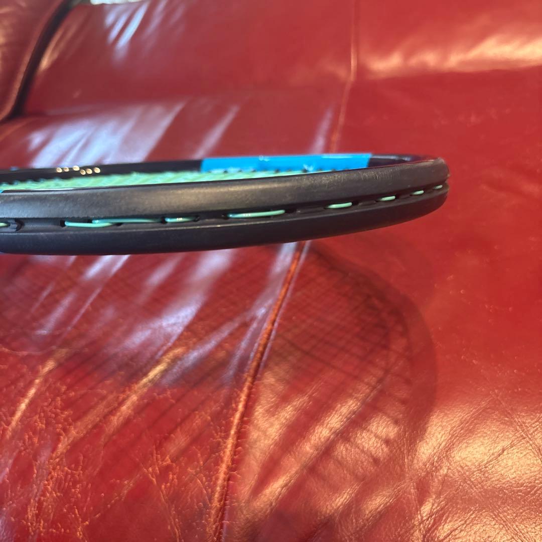 ULTRA TOUR 95cv V2硬式テニスラケット グリップ2