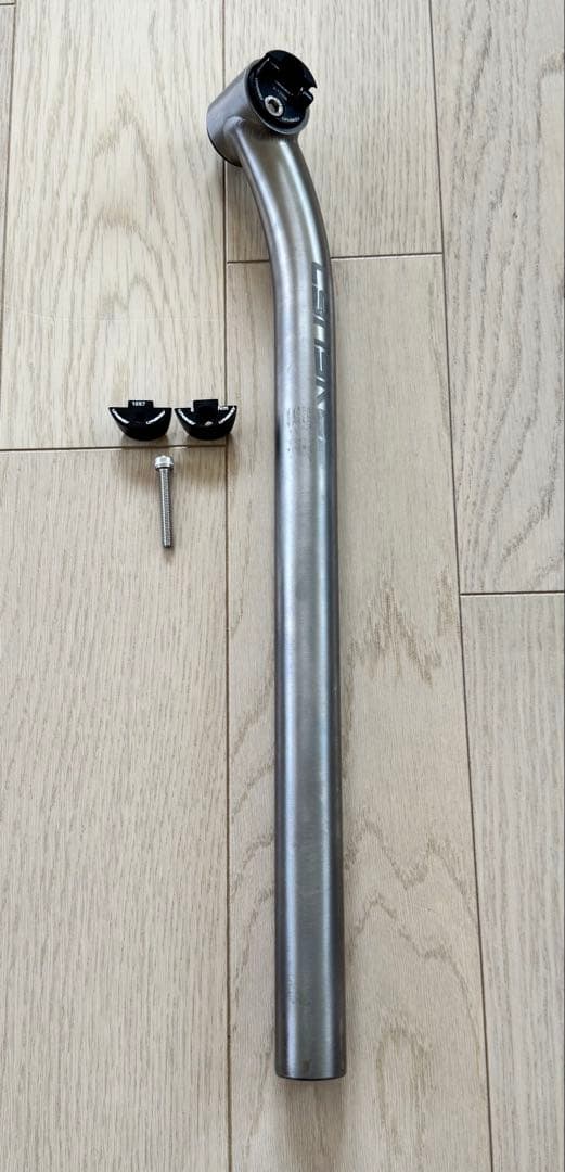 Lynskeyリンスキーチタニウム シートポスト 27.2mmセットバック