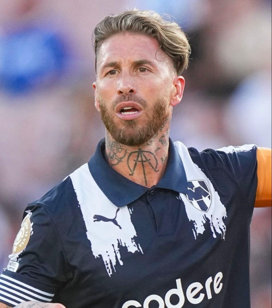 セルヒオ・ラモス　モンテレイ　ユニフォーム