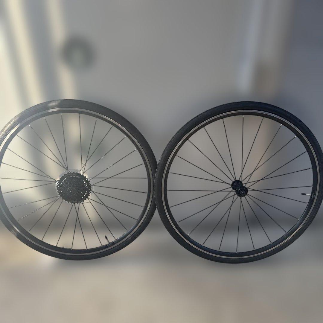 美品　Giant Escape R 2025 ホイール　前後セット