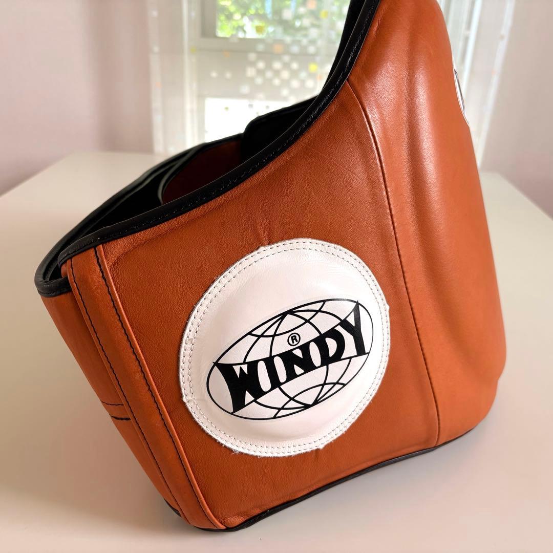 【美品】WINDY ベリープロテクター