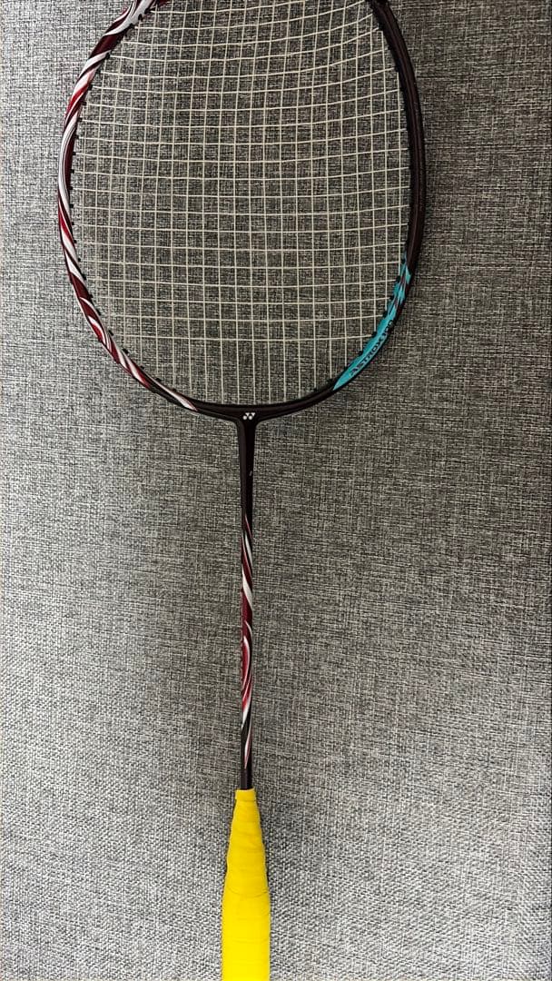 ヨネックス　アストロクス100zz 4ug5 ジャンク