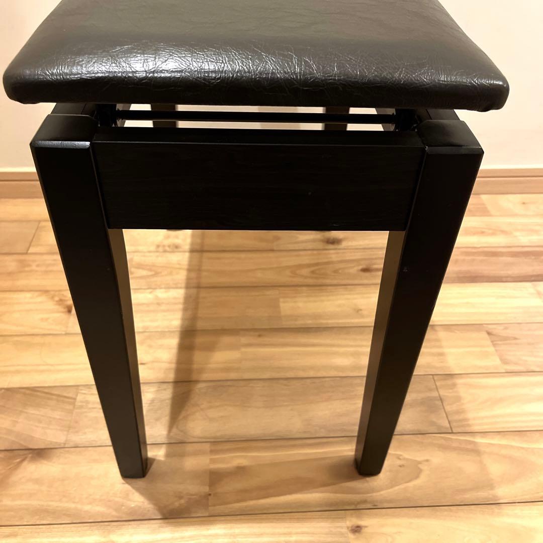 美品　ヤマハ　ピアノ椅子　 高さ調整可能　昇降式 ピアノイス ブラック　ブラウン