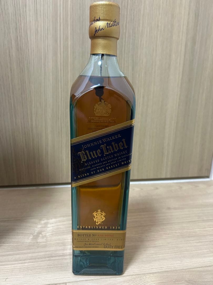 ジョニーウォーカー ブルーラベル 750ml 限定版