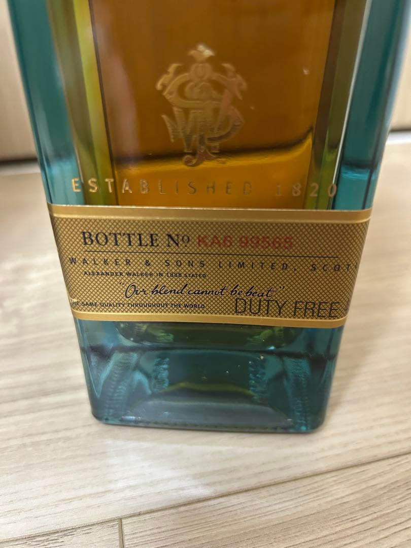 ジョニーウォーカー ブルーラベル 750ml 限定版