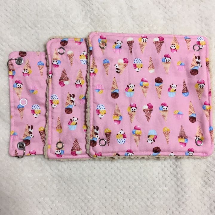 モモンガハウス(パンダ・アイス柄)  ボアベージュ   2100円