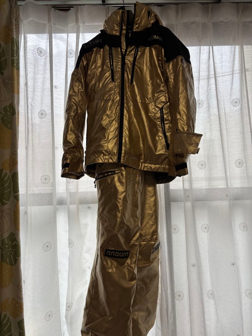 値引交渉歓迎⭐️ノアム S.TIME NNOUM コラボ ⭐️スノーボード上下セット