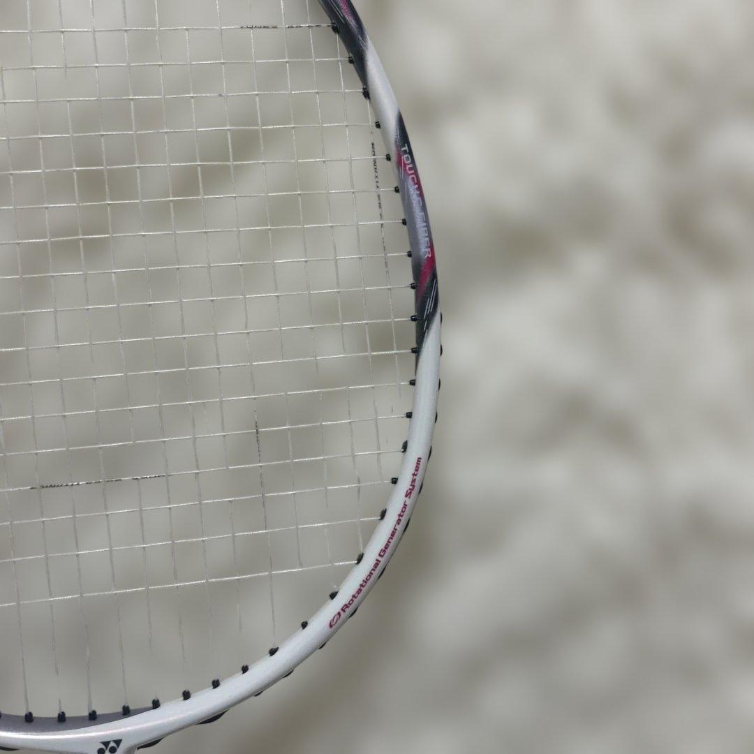 【美品】ヨネックス　バドミントンラケット ASTROX66 4UG5
