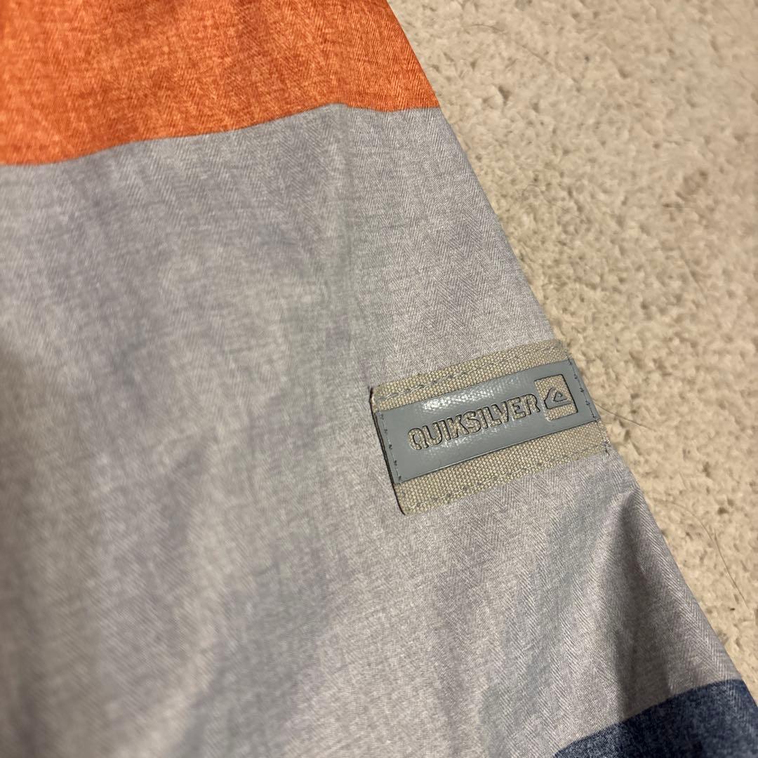 Quick silver クイックシルバー　スノーウェアジャケット　アウター