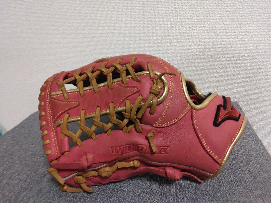 ミズノ一般軟式外野手 ウィルドライブレッド 左投げ(左利き)用