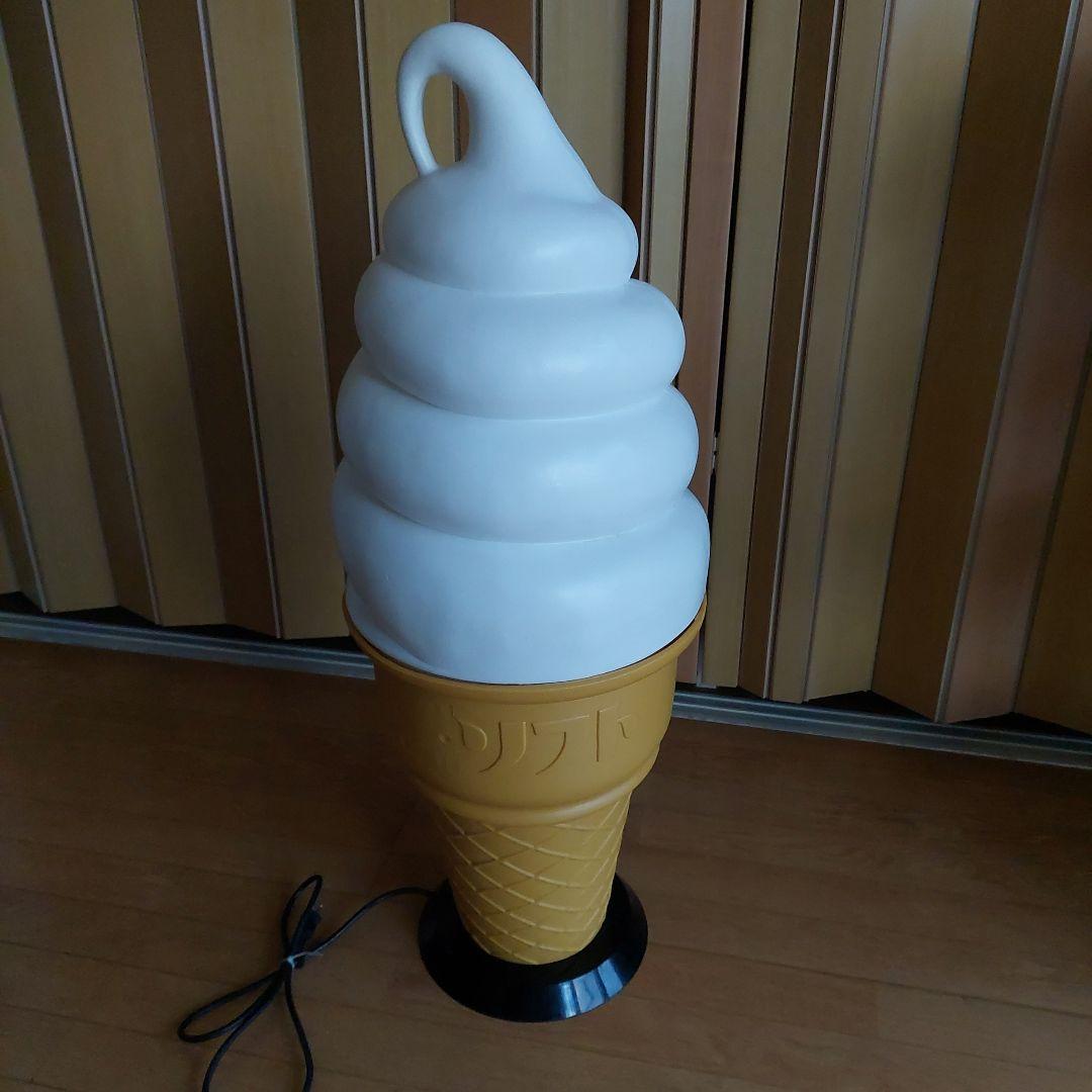 アイスクリーム型ディスプレイ