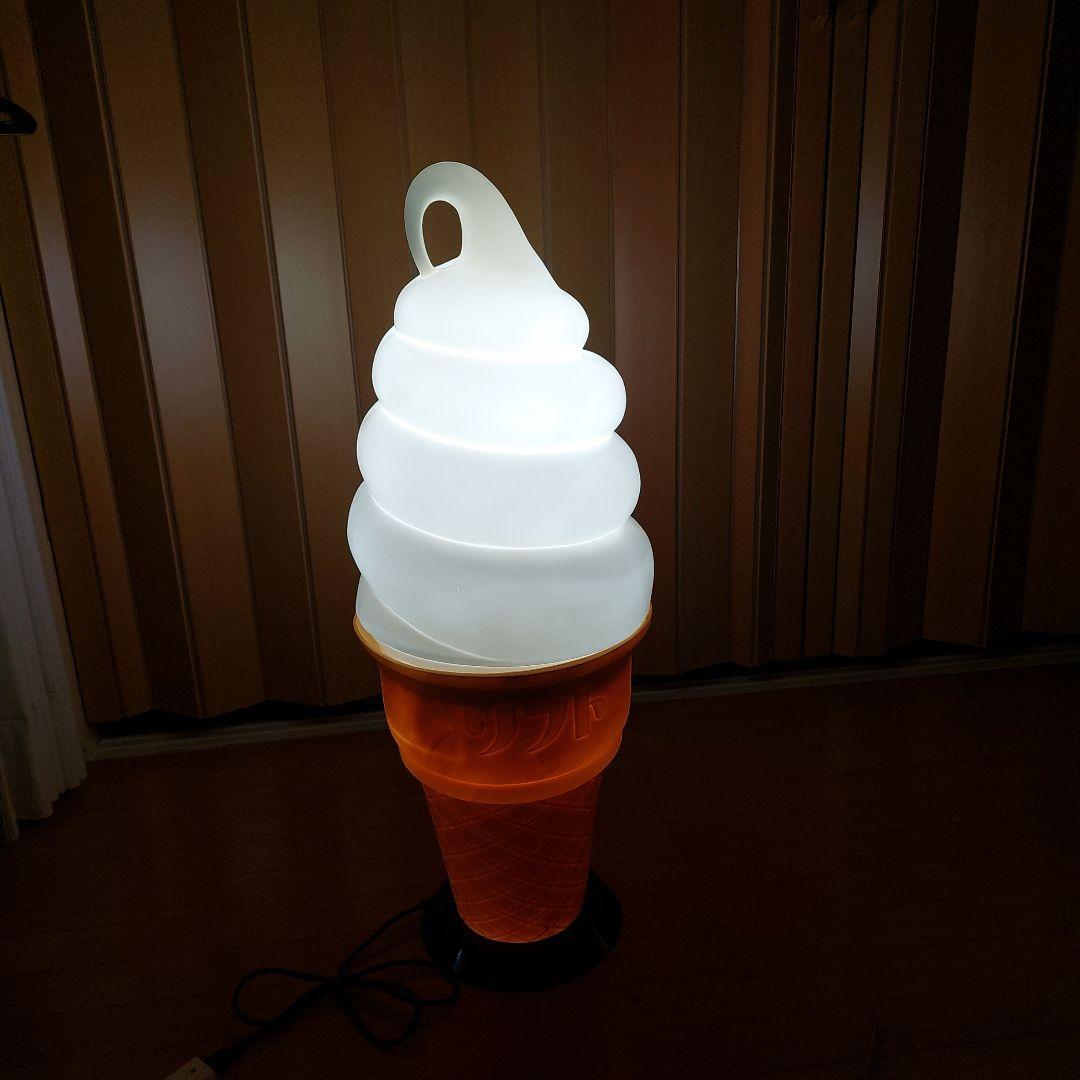 アイスクリーム型ディスプレイ