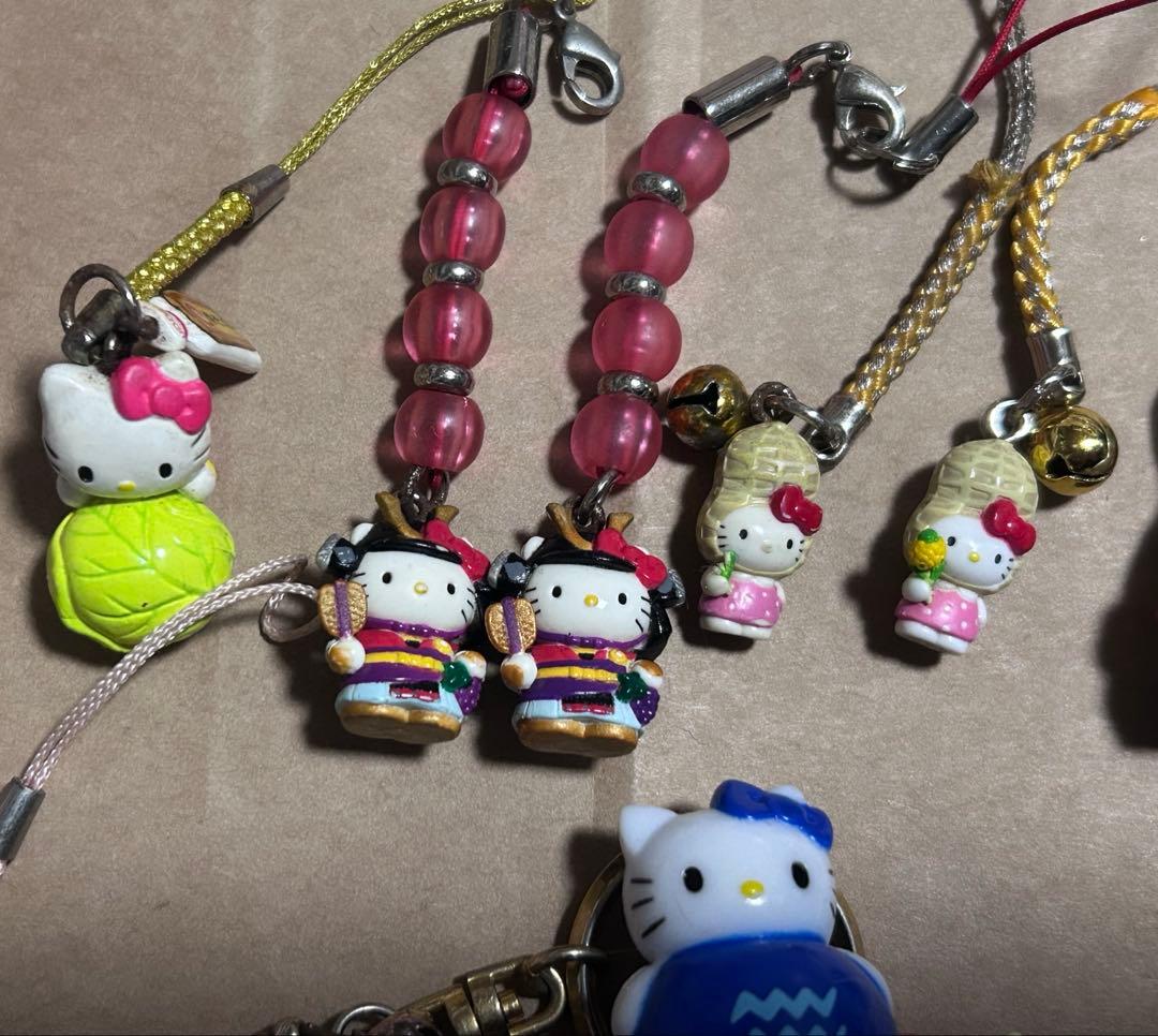 ご当地キティ等 根付け ストラップ、ファスナーチャーム まとめて