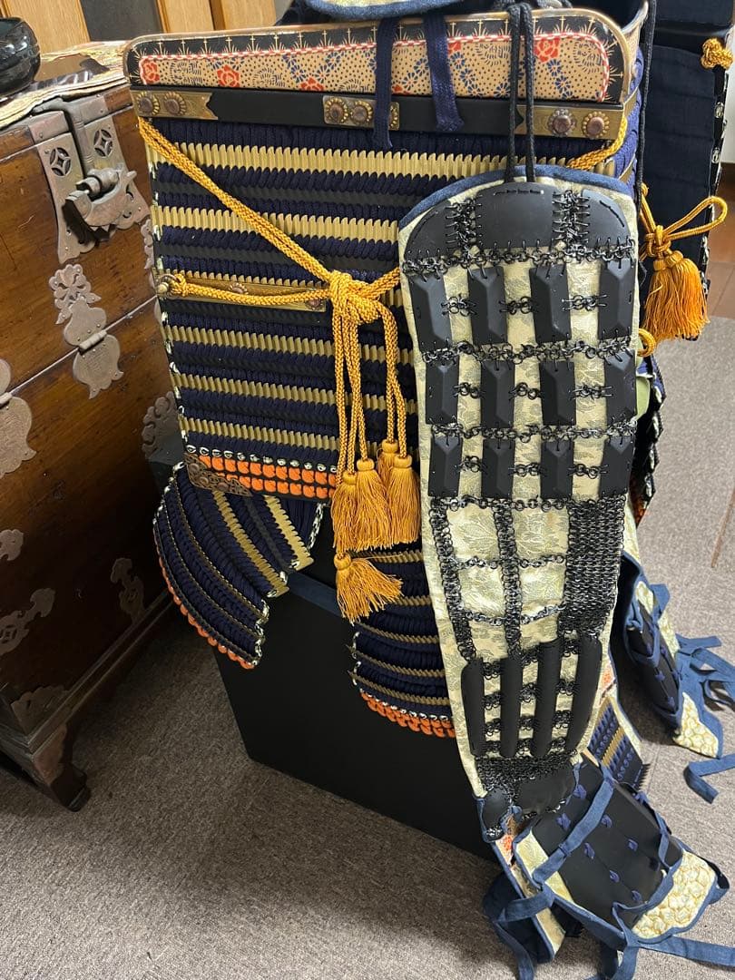 鎧　甲冑　等身大　大人が着れる