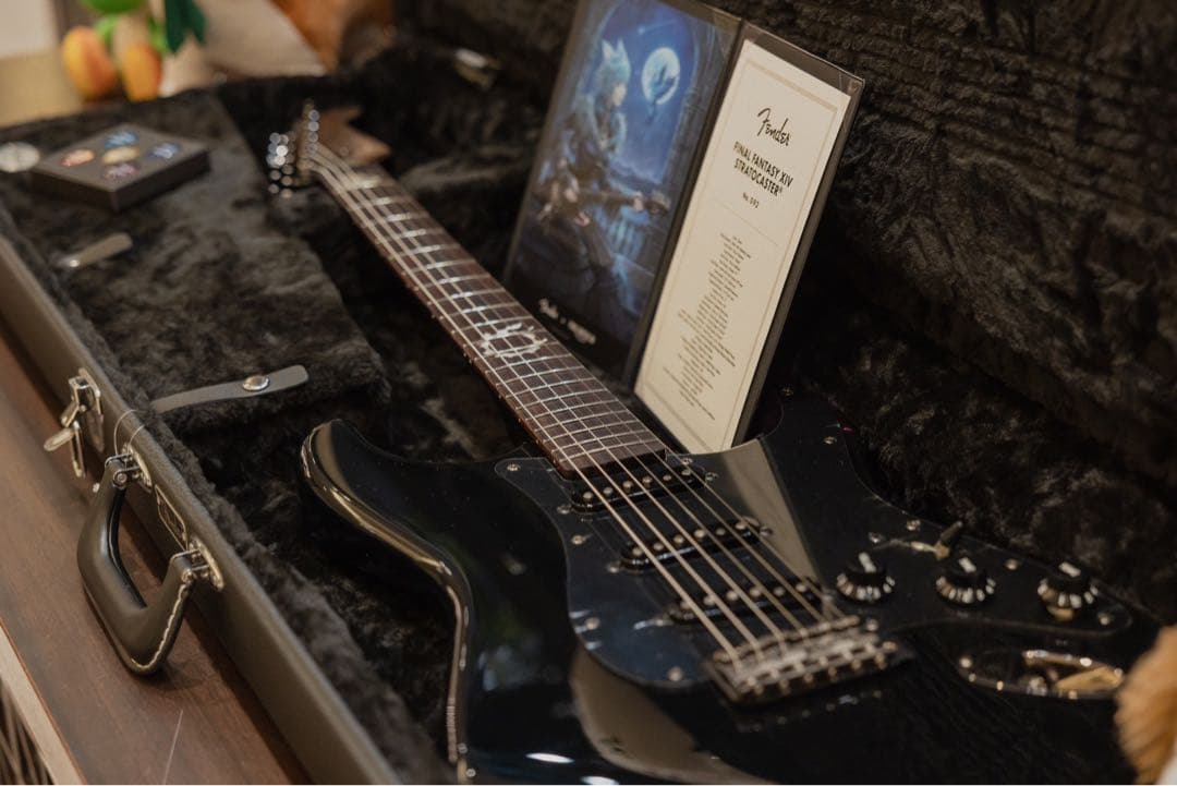 Fender FFXIV ストラトキャスター 美品 送料込