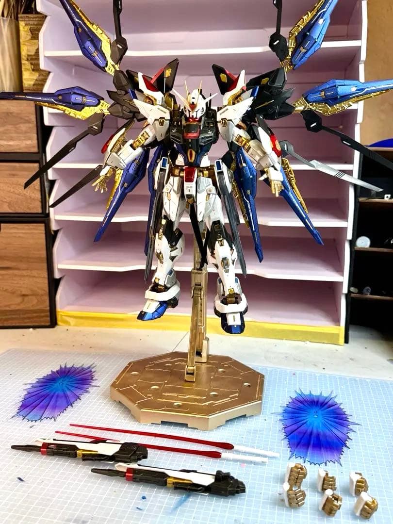1/100 MGEXストライクフリーダム海外モデル完成品
