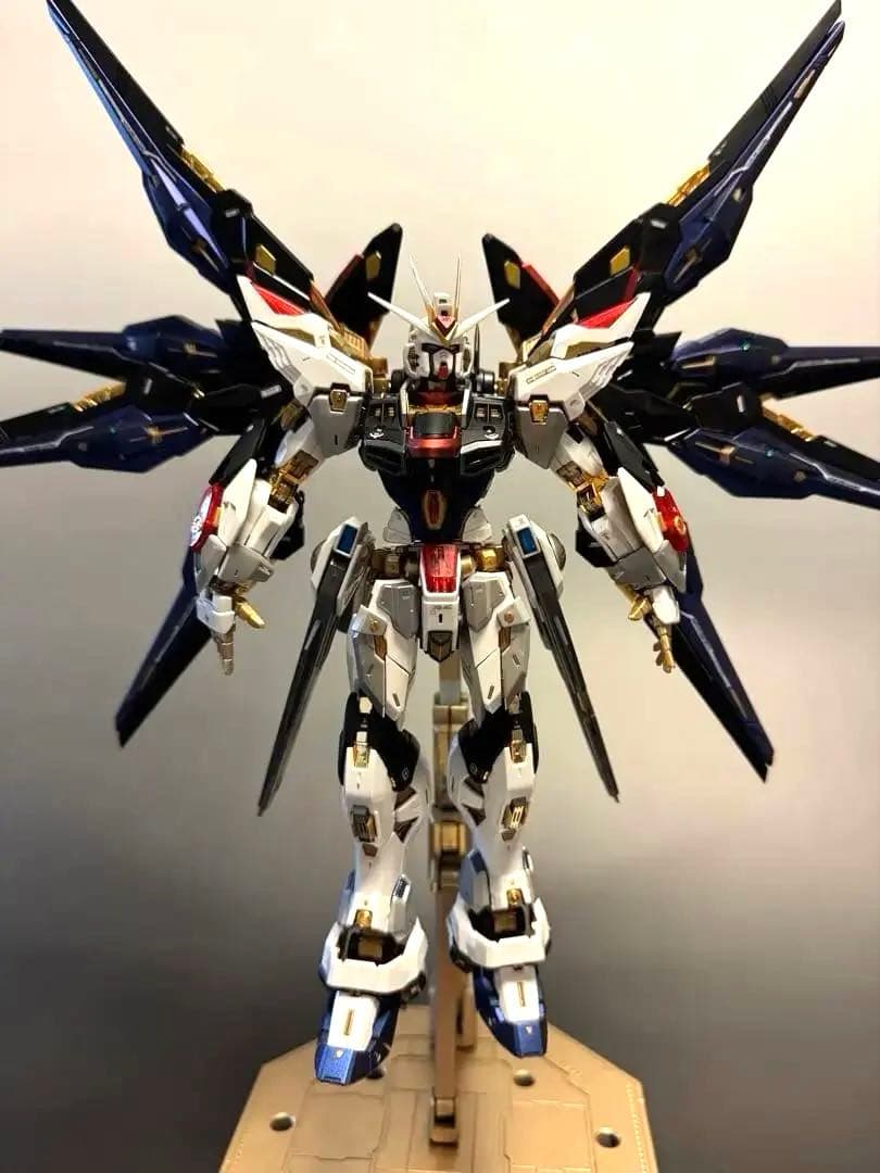 1/100 MGEXストライクフリーダム海外モデル完成品