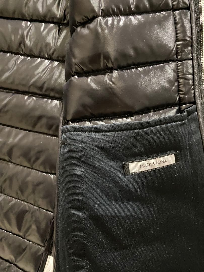 マークアンドロナ　CODE collectionダウンベスト本日限定価格