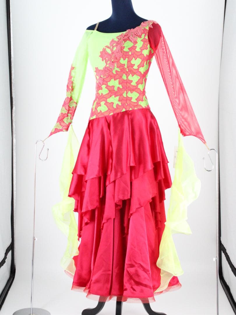 【極美品 日本製 社交ダンス衣装】 in the MOOD インザムード ドレス