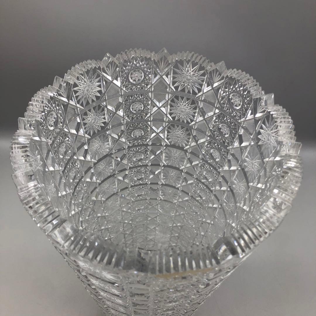 新品未使用箱入りボヘミアクリスタルカットフラワーベース花瓶31cm高級工芸品