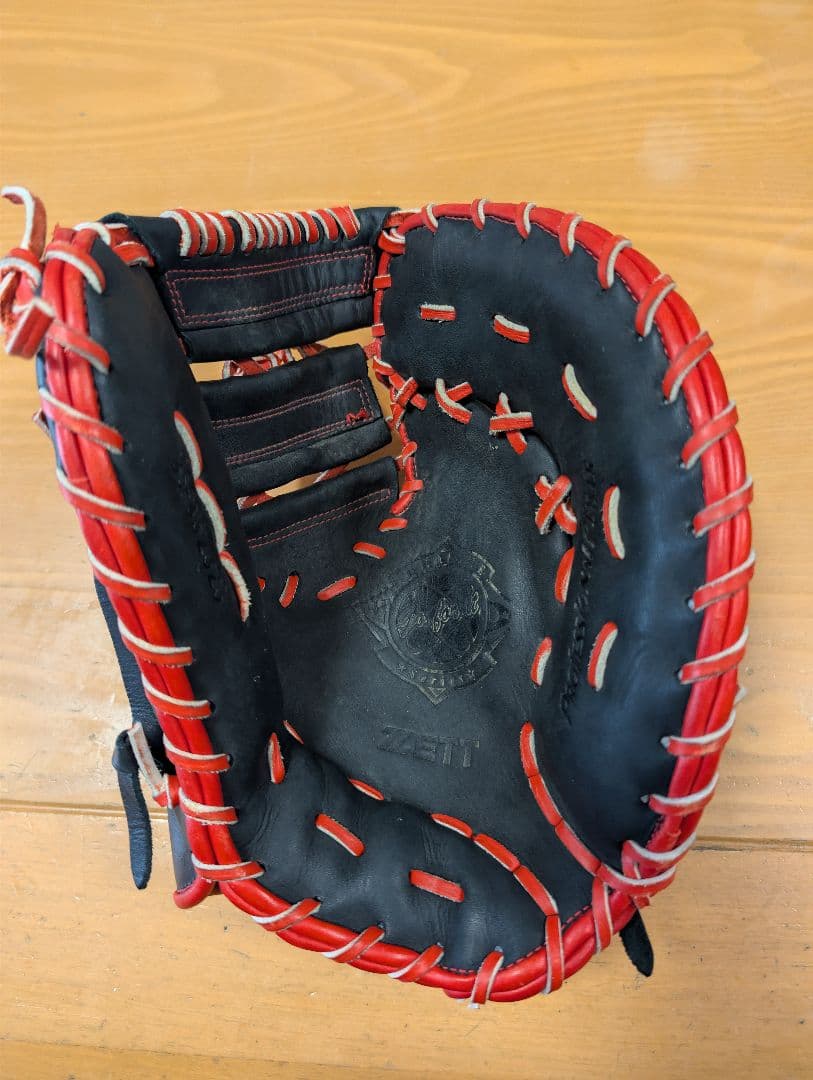 ZETT キャーストミット