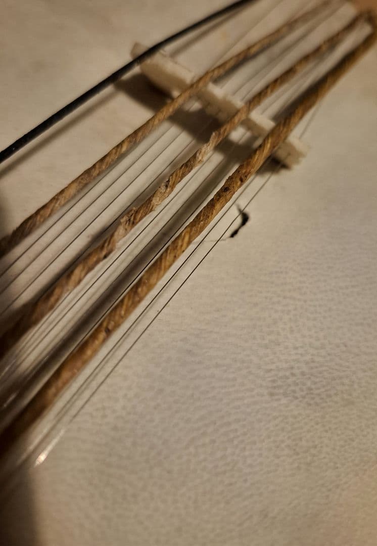 k*a様 民族楽器 ルバーブ 弦楽器 破れ汚れあり