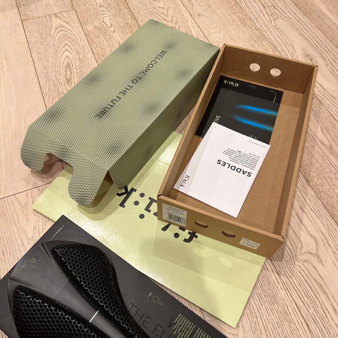 フィジーク　アンタレス　バーサスエボ　00　アダプティブ　〈レギュラー139㎜〉