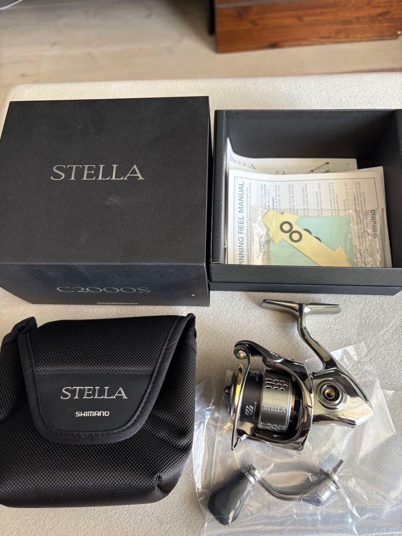 18 ステラ　C2000S アジング　トラウト　ハンドル未使用　即購入可