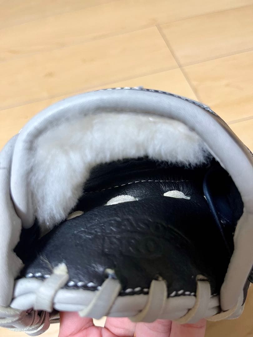 Louisville Slugger 内野手　硬式グローブ　ルイスビルスラッガー