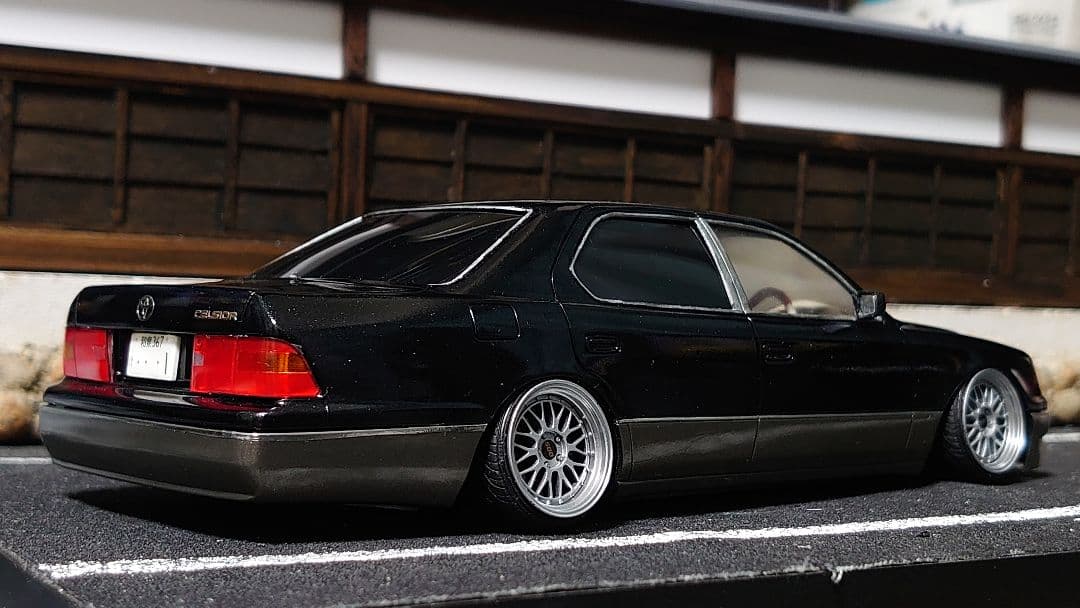 1/24 アオシマ 20セルシオ 完成品