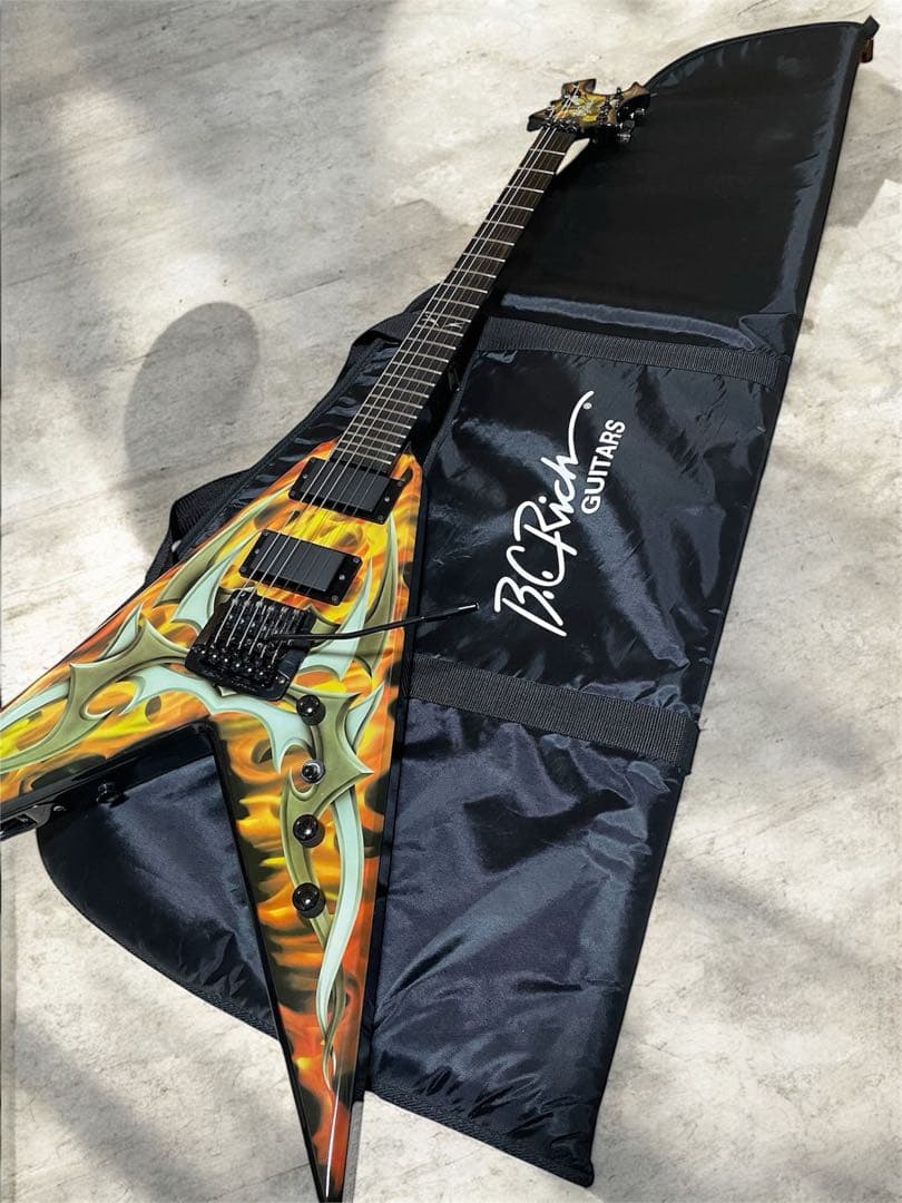 B.C.RICH Kerry King V KKVG2 ケーラー搭載