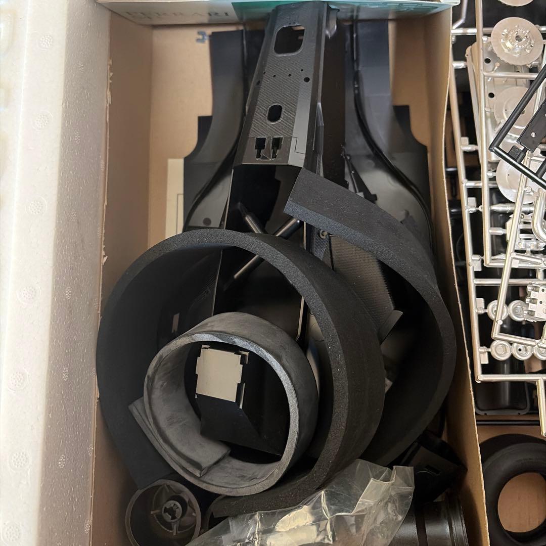 ロッソ製の「フェラーリ643 WRX」のプラモデル