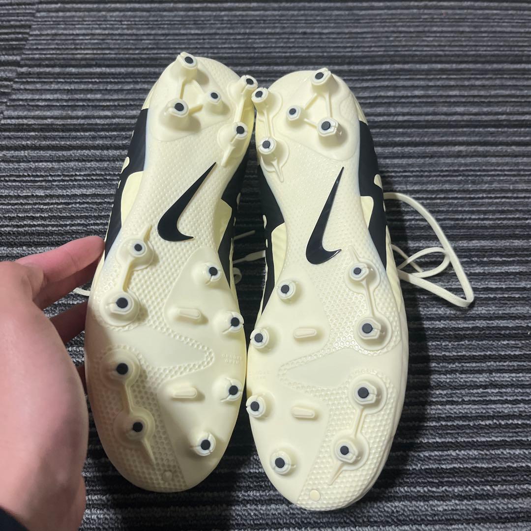 Nike Air サッカーシューズ スパイク クリーム/ブラック