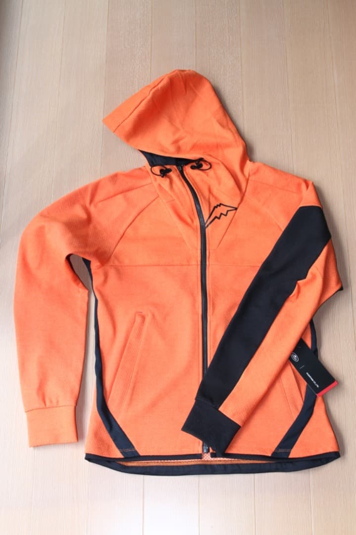 クシタニ　レブロフーディー　オレンジ　Lサイズ