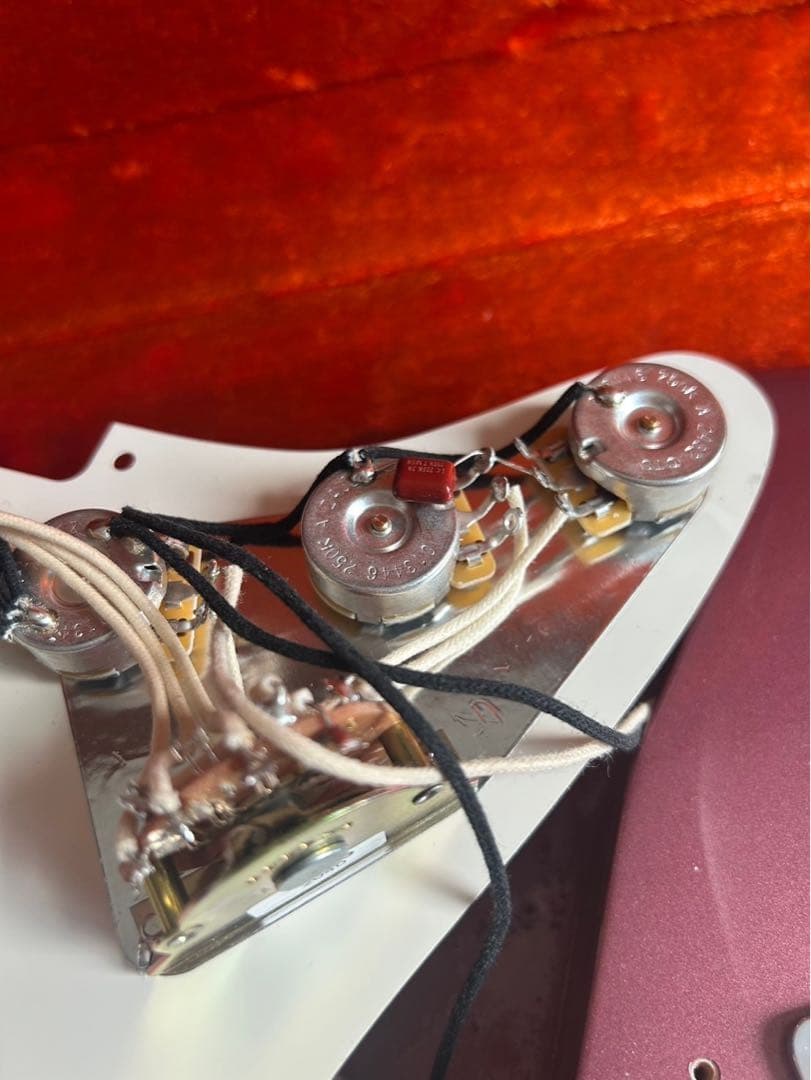 【限定超美品】2024年製 Limited Char Stratocaster