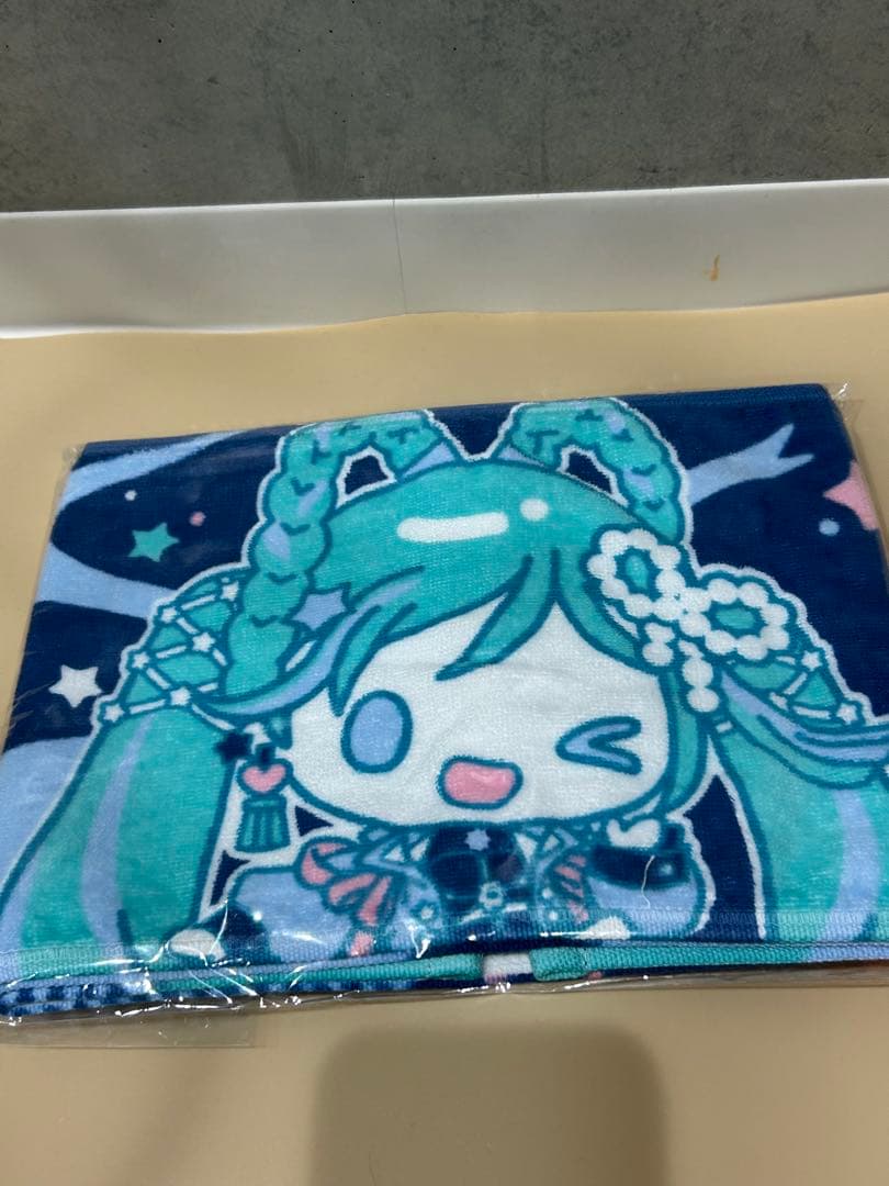 マジカルミライ2025グッズ新品未使用ペンライト、ショッパー、タオル、ストラップ