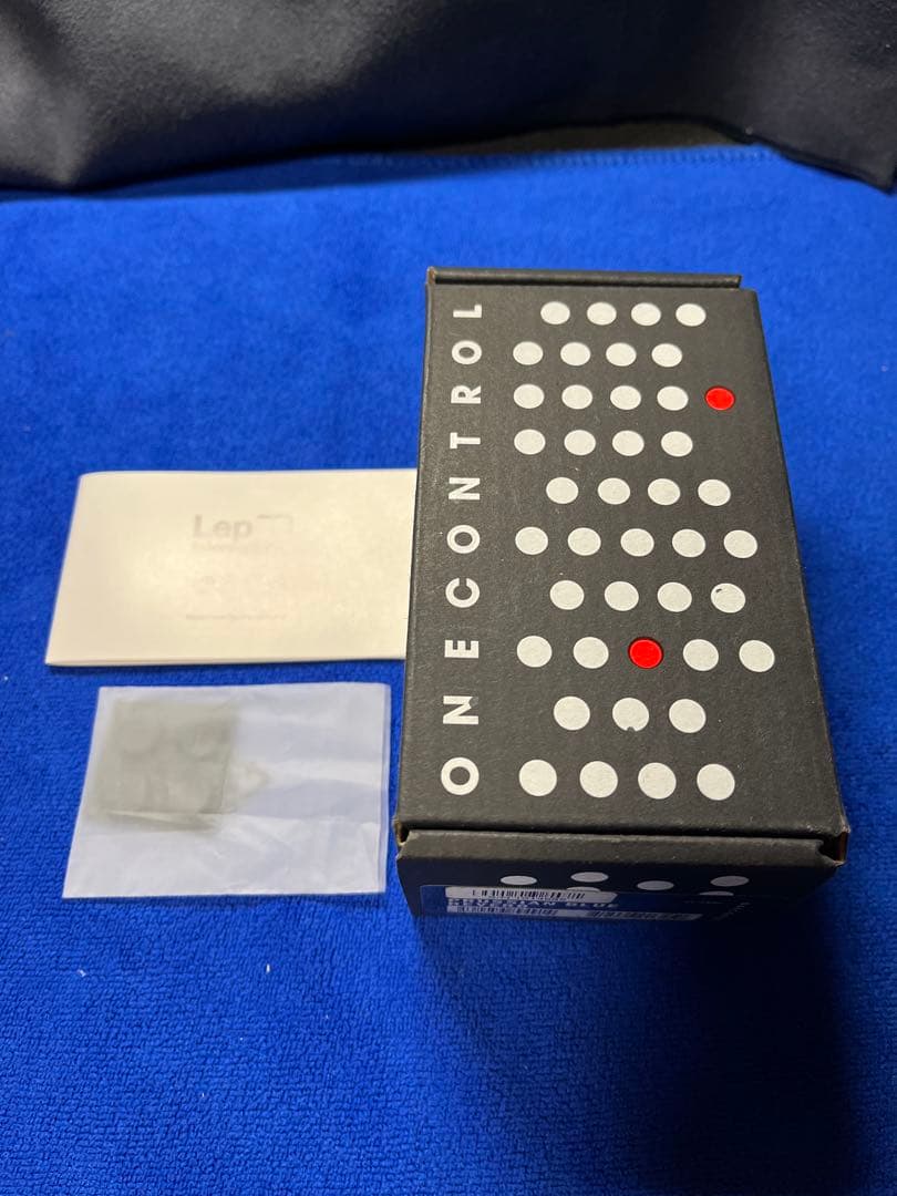 ギター One Control Prussian Blue Reverb