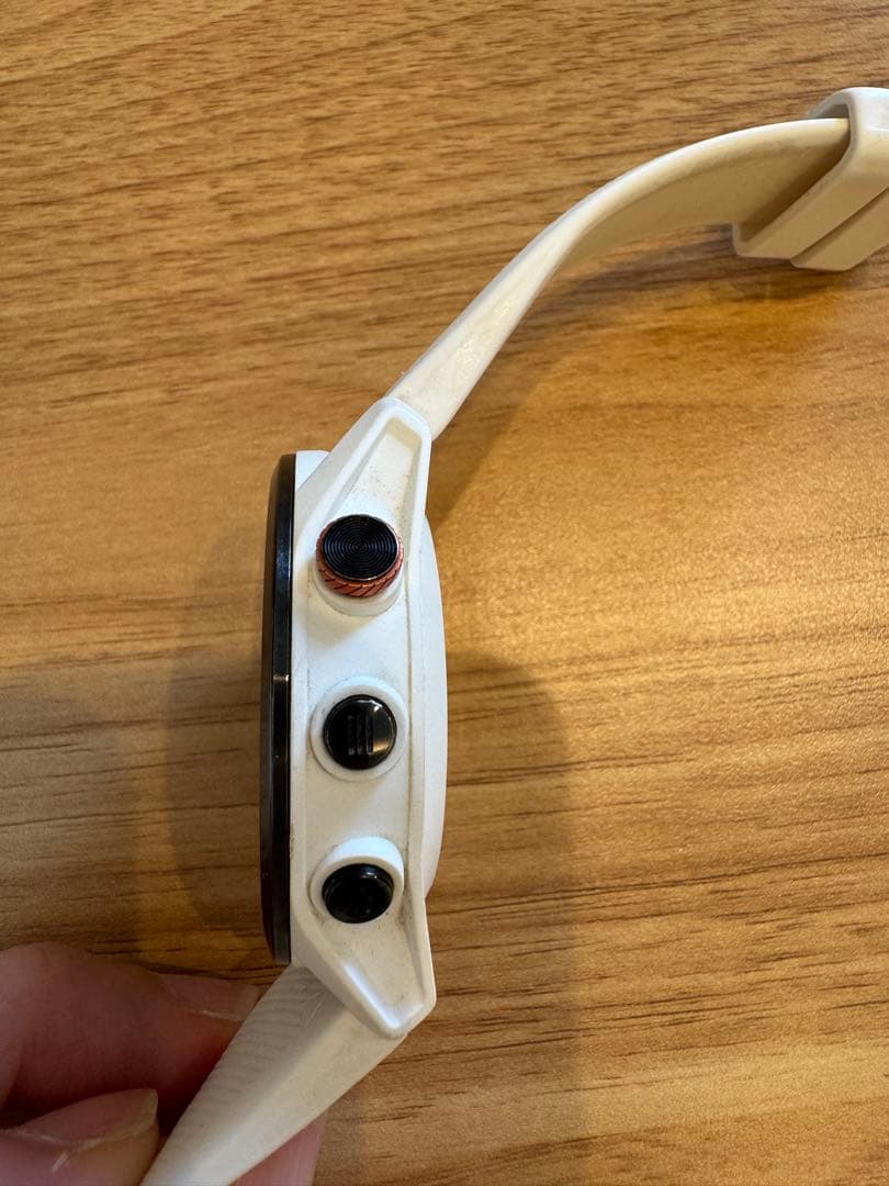 Garmin Approach S62 ホワイト 本体＋充電ケーブル付き