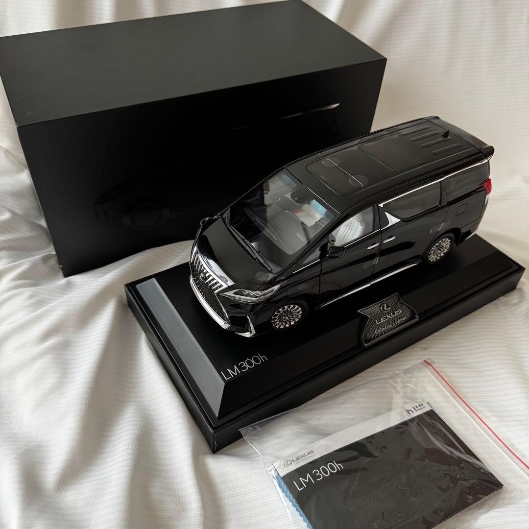 正規品 ＊ レア　初代　レクサスLM　LEXUS 純正 1/18 希少