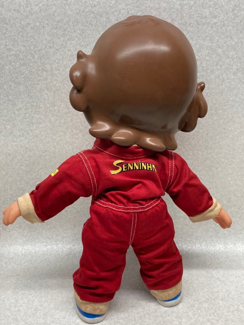 D）セニーニャ アイルトンセナ　フィギュア 高さ約40㎝ レーシングスーツ姿