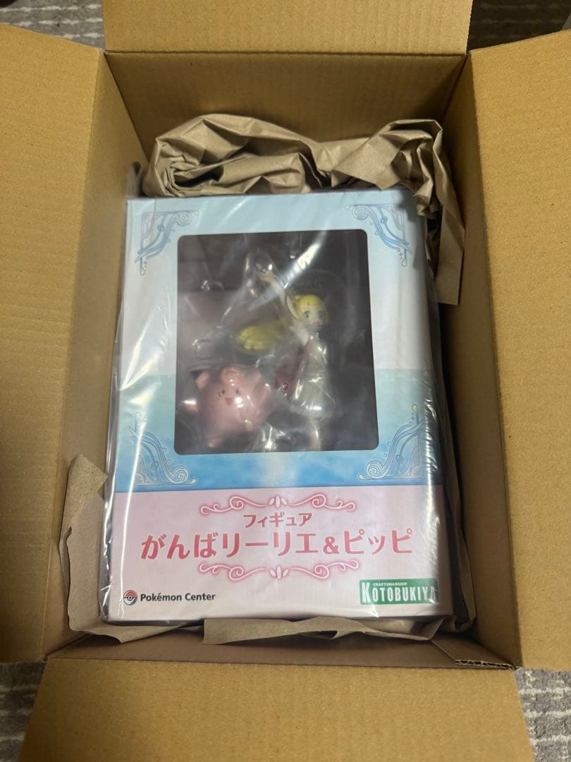 新品未開封　フィギュア がんばリーリエ&ピッピ リーリエ&コスモッグ 各1個