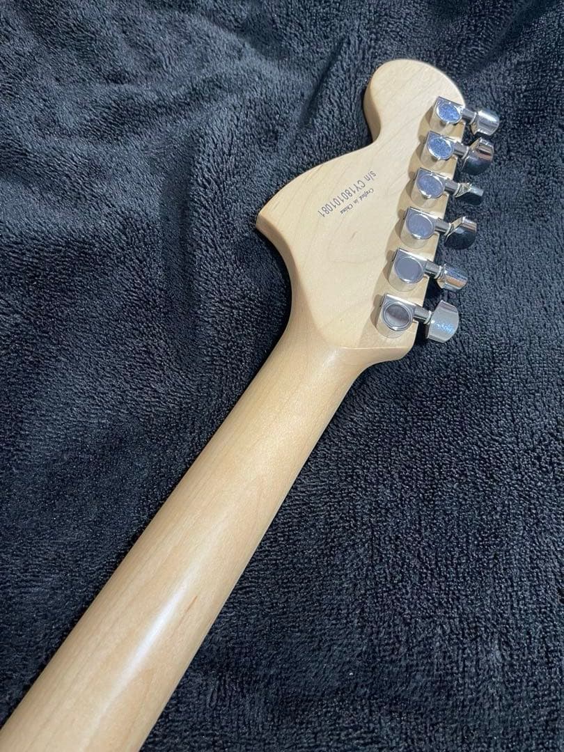 ギター Fender SQ AFN FAT STRAT MBK SPRKL HDW