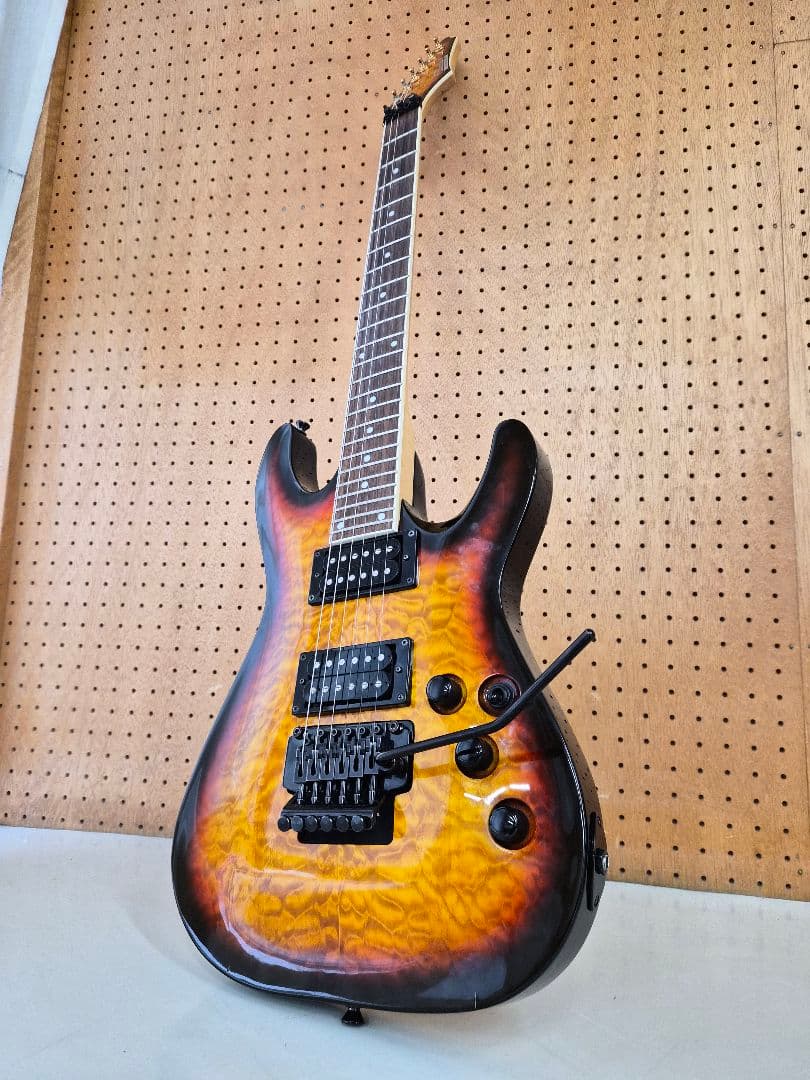 BST-480 3TS (Bacchus)限定生産 　エレキギターフロイドローズ