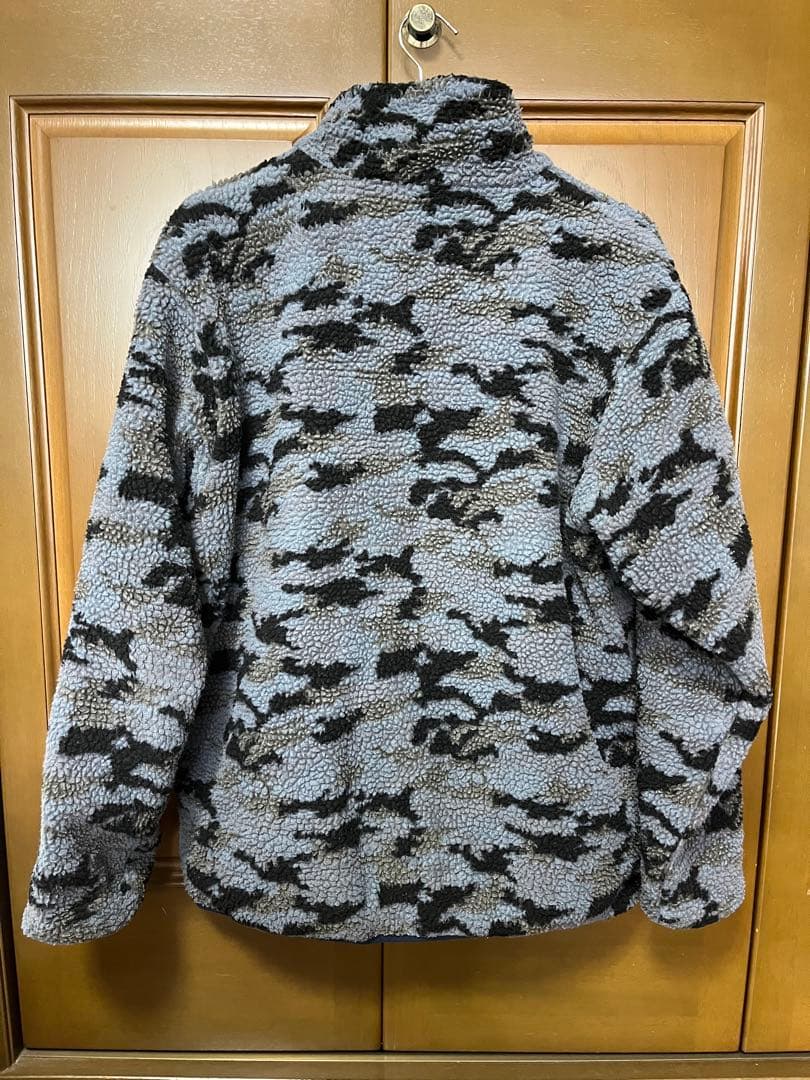 YONEX ボアリバーシブルジャケット